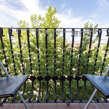 Sunny 3bd Only For Families In Poblenou Next To The Sea! Barcelona